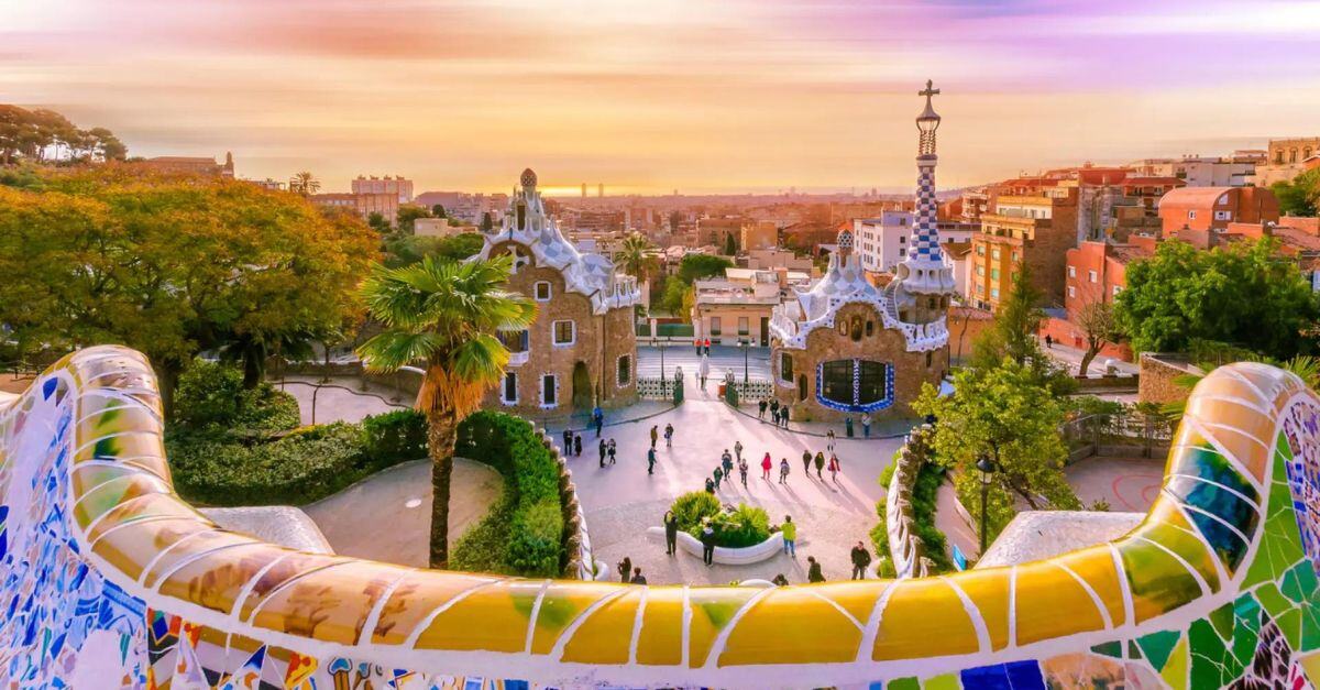 Los 15 lugares imprescindibles que ver en Barcelona - Park Güell