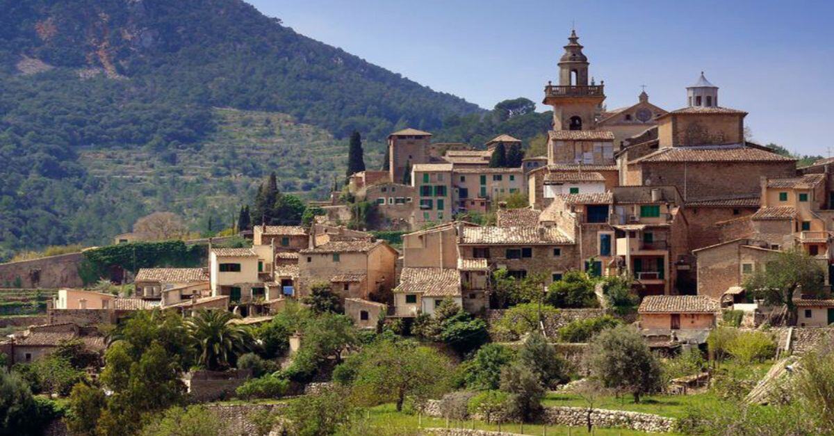 Valldemossa - Los 10 pueblos de Mallorca imprescindibles que debes visitar